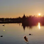 Balaton-parti Kertes Nyaralo *