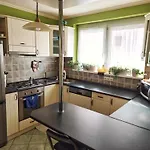 Balaton-parti Kertes Nyaralo Prázdninový dům *