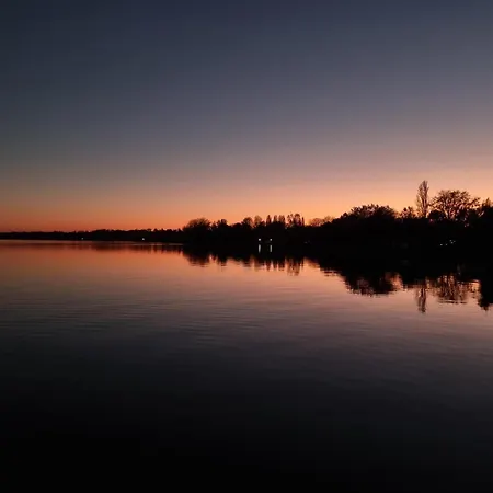 Balaton-parti Kertes Nyaralo Nyaraló Keszthely