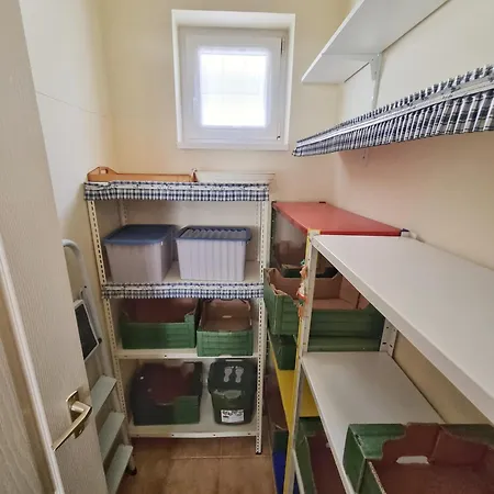 Nyaraló Balaton-parti Kertes Nyaralo